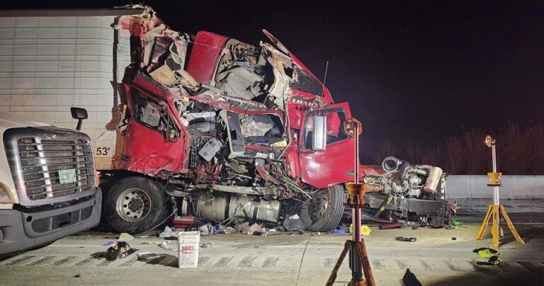 Big rig crash leaves 2 injured in Brevard County, Florida