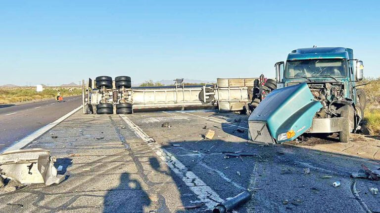 Semi-truck collides with another big rig in Phoenix, killing 1 driver