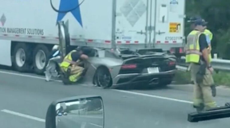 Rented Lamborghini crashes into big rig’s trailer in Georgia