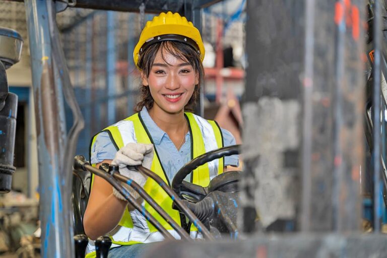 Percentage of female safety professionals in transportation increases