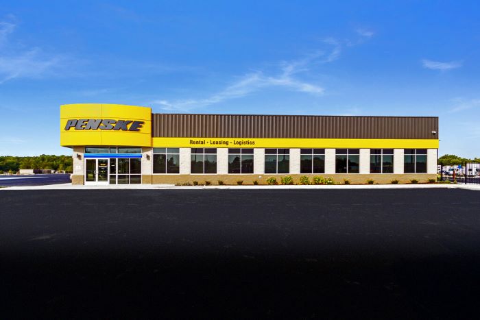 Penske Truck Leasing opens new facility in Channahon, Illinois