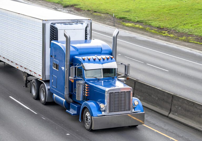 DAT shows truckload volume pricing mixed as line-haul rates tumble in August