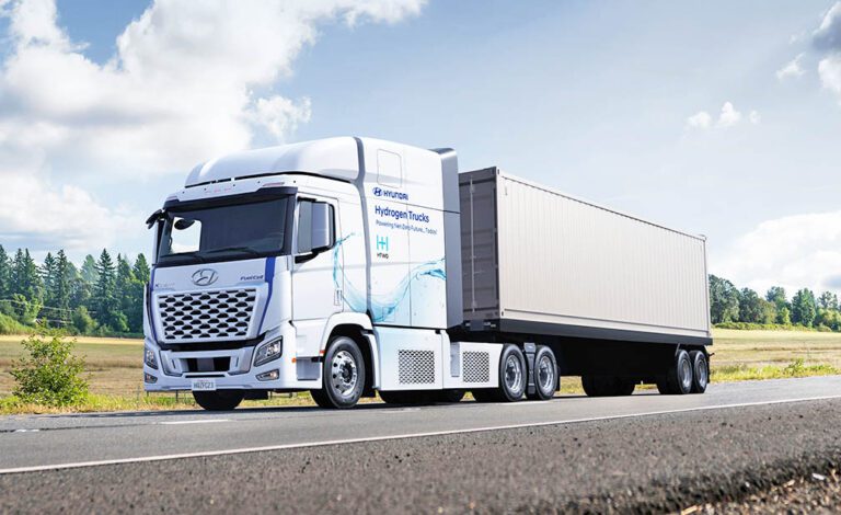 Hyundai XCIENT fuel cell truck wins mobility GREEN AWARD