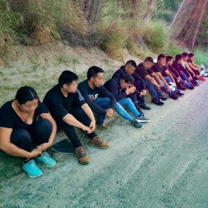 Big Rig caught by Laredo Border Patrol agents attempting to smuggle 11 undocumented migrants