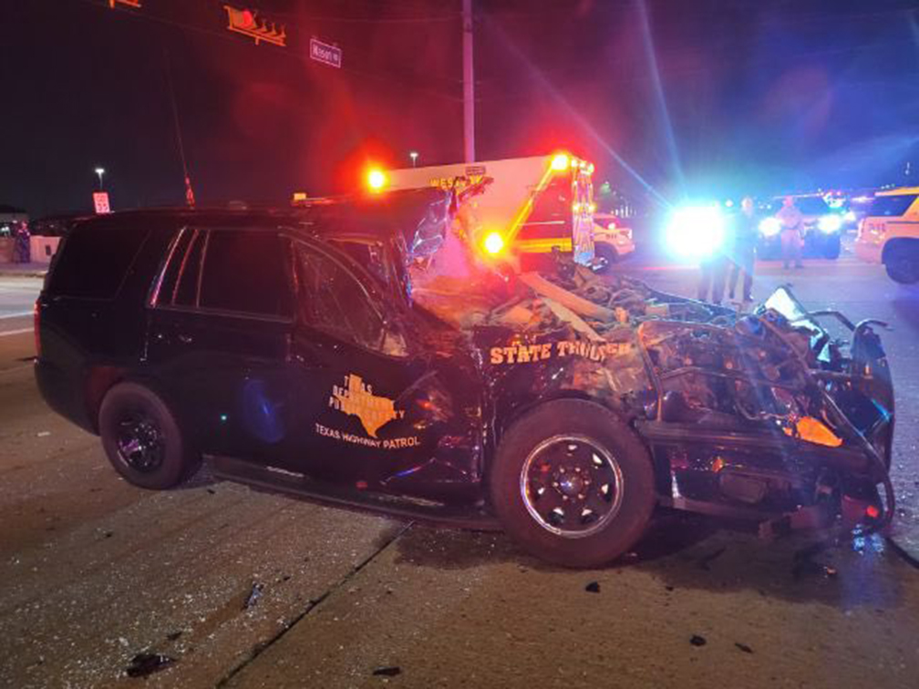Dash cam footage captures Texas state trooper Tboning big rig