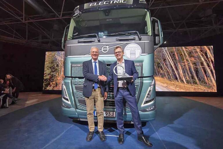 Volvo FH electric wins Truck of the Year 2024 award