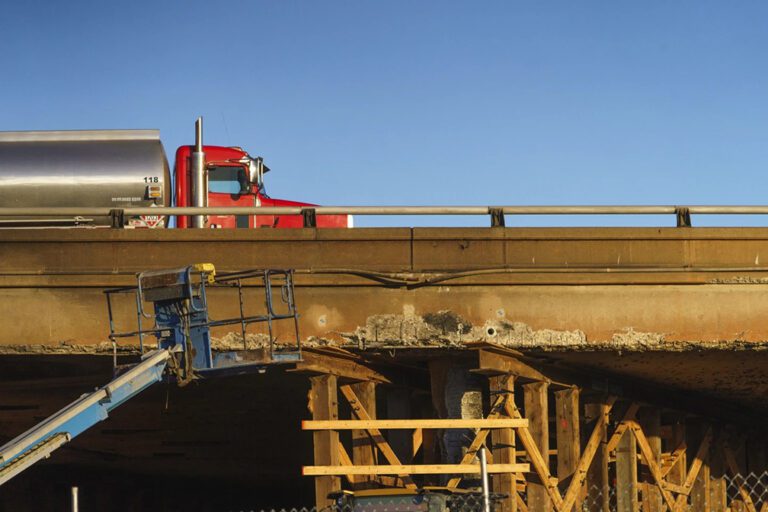 Nearly 2 months after fire shut down part of I-10 in Los Angeles, California sets guards to monitor other sites