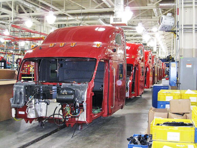 ACT Research: Class 8 tractor demand above replacement level in January