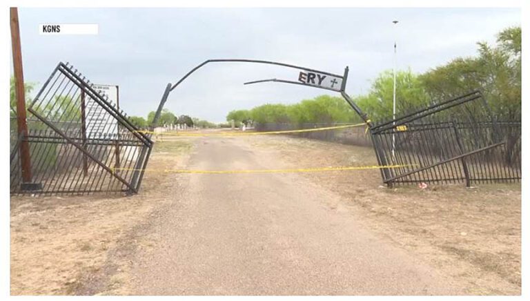2 dead after big rig carrying undocumented immigrants crashes into Texas cemetery