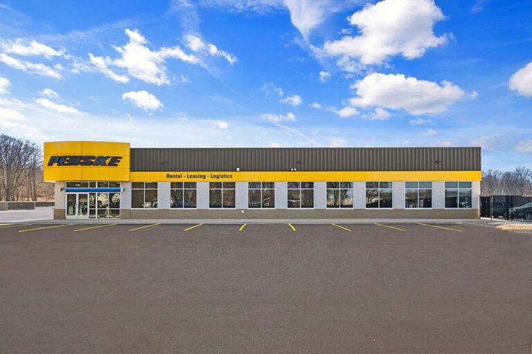 Penske Truck Leasing opens new Michigan facility