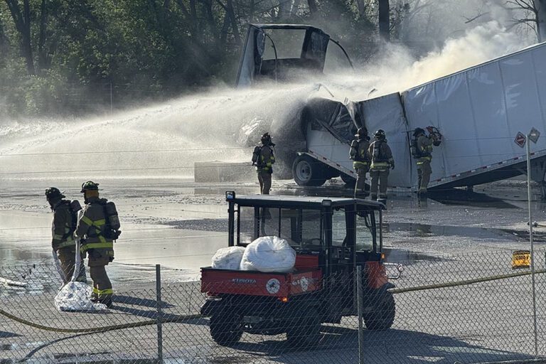 Fire in truck carrying lithium ion batteries leads to 3-hour evacuation in Columbus,