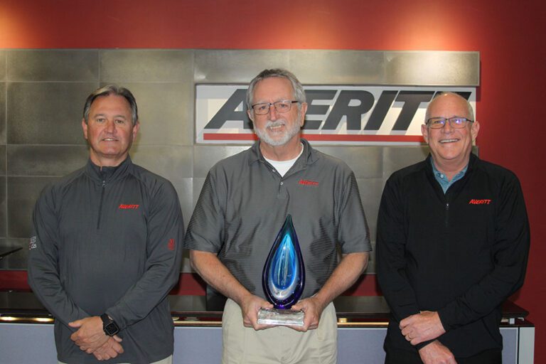 Averitt named as Truckload Carrier of the Year by IL2000