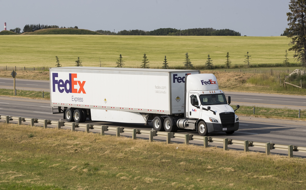 USA運輸会社FedEx FedEx's trucking spin-off plan to fortify core business, boost