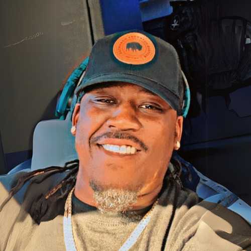 Deshown Moye named TCA Highway Angel