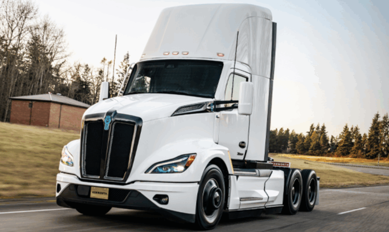 Kenworth introduces its next gen battery-electric T680E