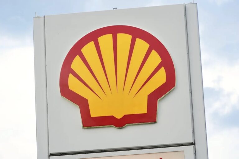 Shell denies reports that the energy giant is in talks to take over BP