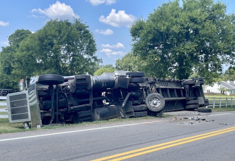 Box truck, semi collision shuts down Tennessee road