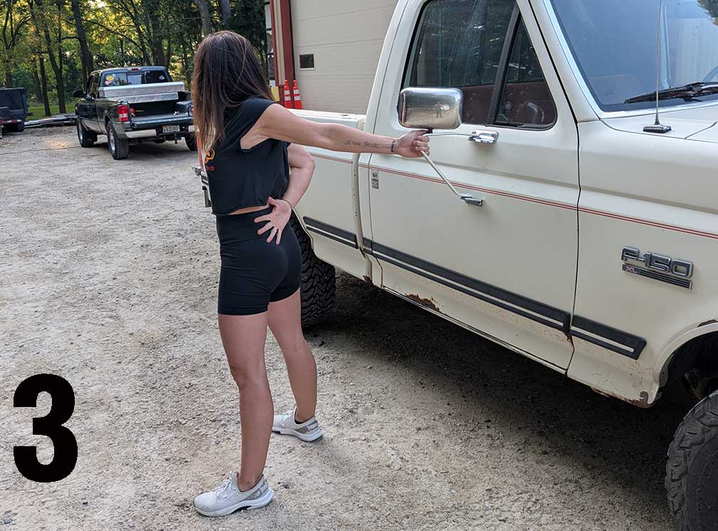 MOM Shoulders&Spine Photo3 web