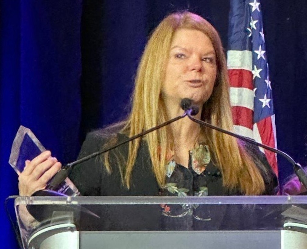 Dee Dee Cox named WIT’s 2025 Influential Woman in Trucking