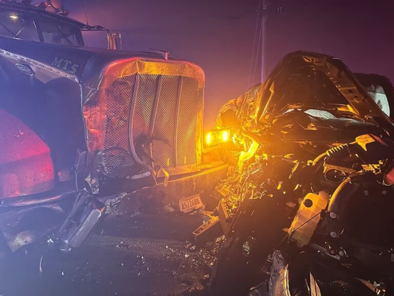 Tennessee authorities identify second semi that left crash scene where sheriff was injured