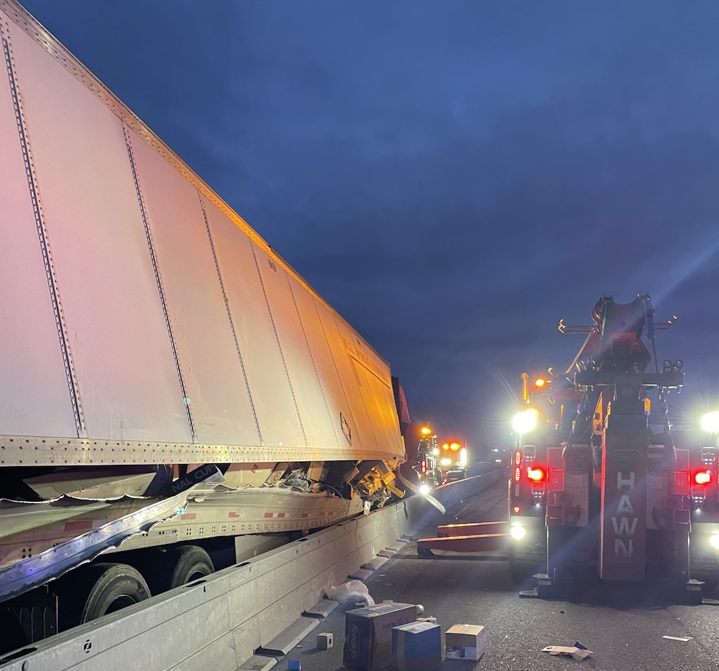 Semi hits traffic control vehicle on I-15 in Idaho