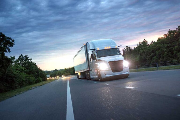 2025 ends with surge of new Class 8 truck sales — but not enough to offset declines