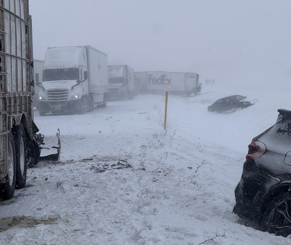 Series of crashes snarl traffic on Indiana toll road