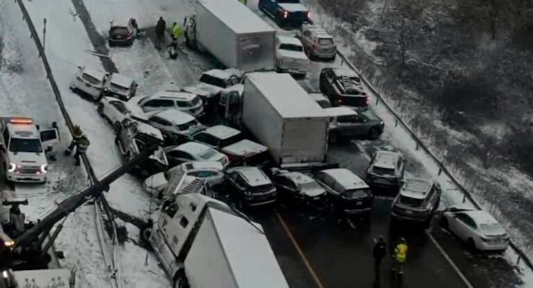 New York police update crash information involving 30 vehicles