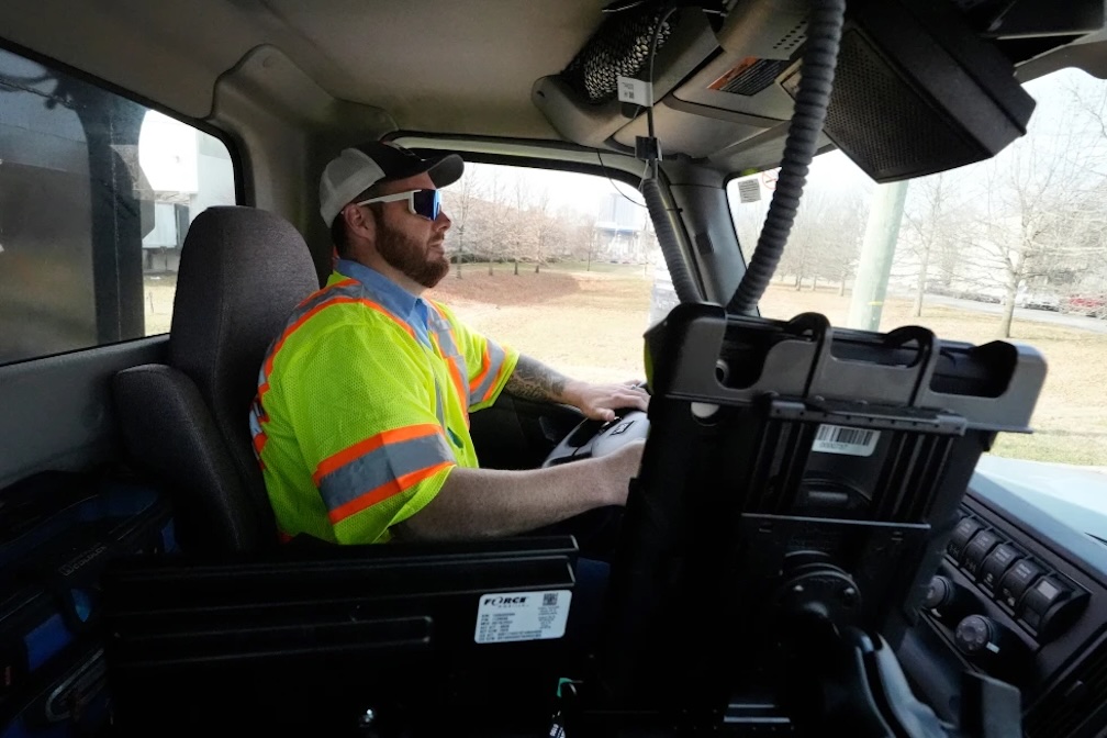 Texas and Oklahoma brace for snow and ice as winter storm barrels ...