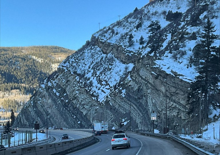 Variable speed limits introduced on I-70 Mountain Corridor in Colorado