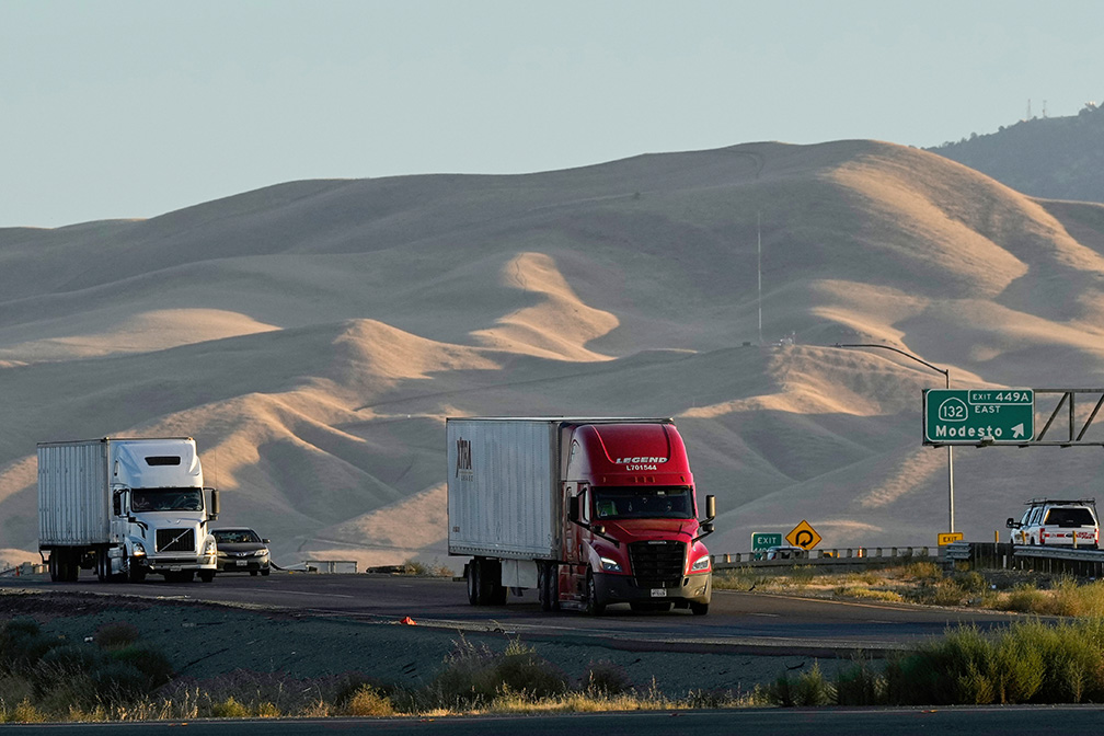 All truckers and bus drivers will be required to take CDL tests in English