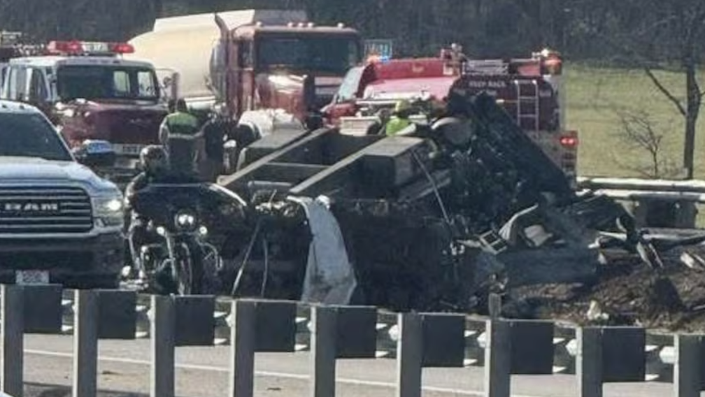 Passenger dead, driver seriously hurt in semi rollover on I-44 in Missouri