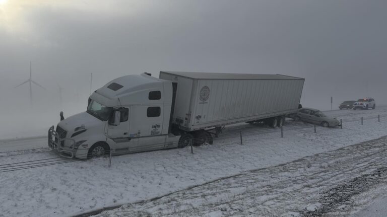 Snow, frigid temperatures closed sections of I-65, caused traffic headaches