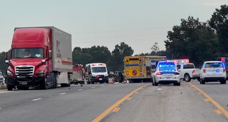 Attempting to pass big rig, man charged in Arkansas fatality