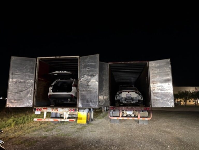 Texas cops find 2 big rigs loaded with stolen vehicles