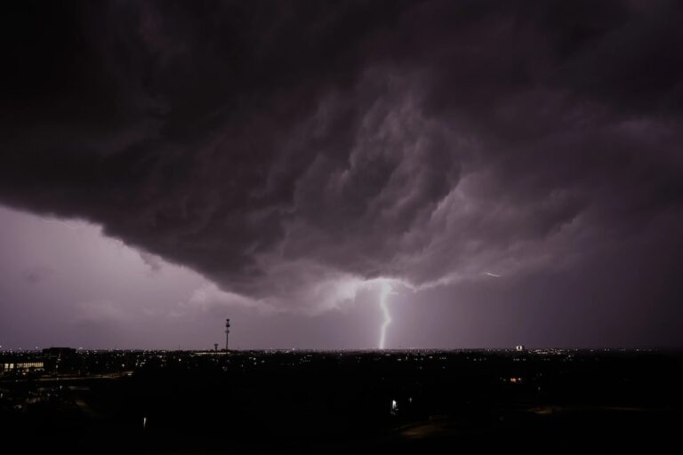 Severe storms accompanied by tornadoes damage communities from the Plains to the Midwest