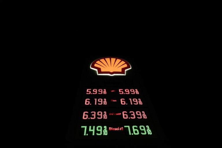 Memorial Day: Higher fuel prices have some Americans scaling back their travel plans