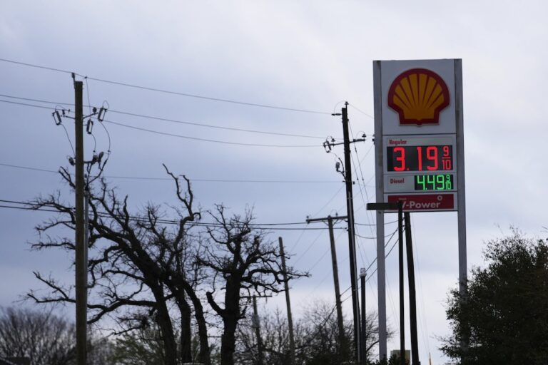 Oil rises after Trump warns Iran that ‘clock is ticking’
