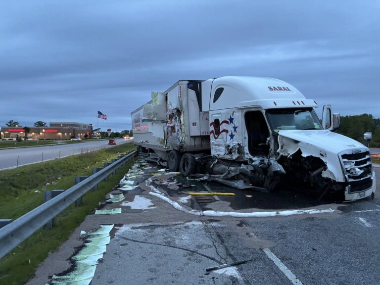 Crash involving 2 semi trucks causes feul spill in  Indiana