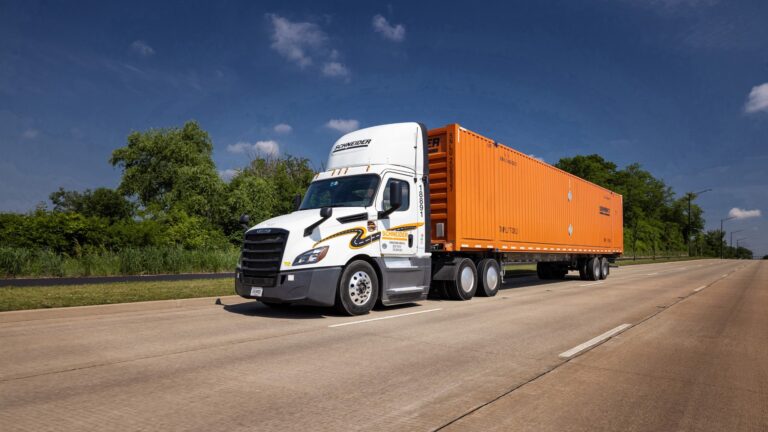 Schneider marks 35 years of intermodal expertise