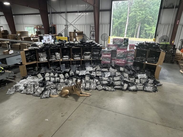 Police find over 1,000 pounds of weed in big rig on I-20 in Georgia