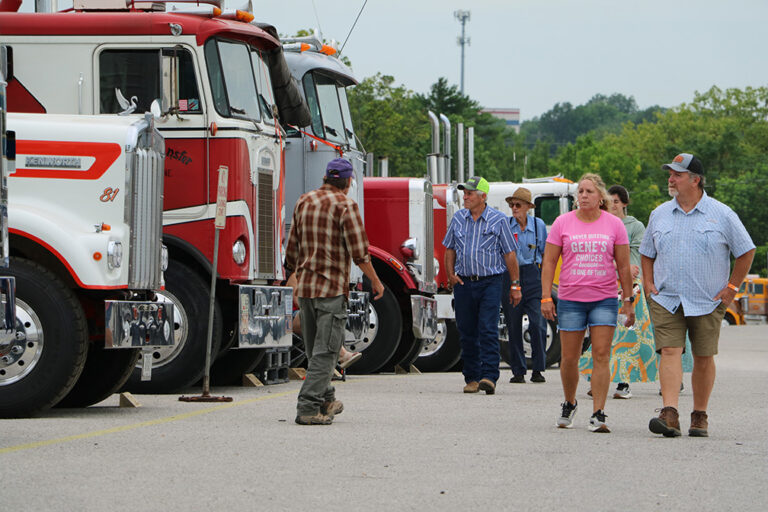 ATHS convention showcases more than 500 antique trucks