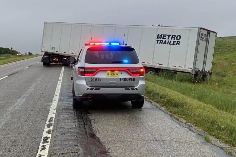 Incident on I-80 in Iowa reveals no CDL of any occupant of big rig
