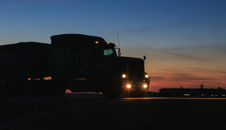 DAT: Demand for trucks jumps; falling diesel prices keep spot rates in check