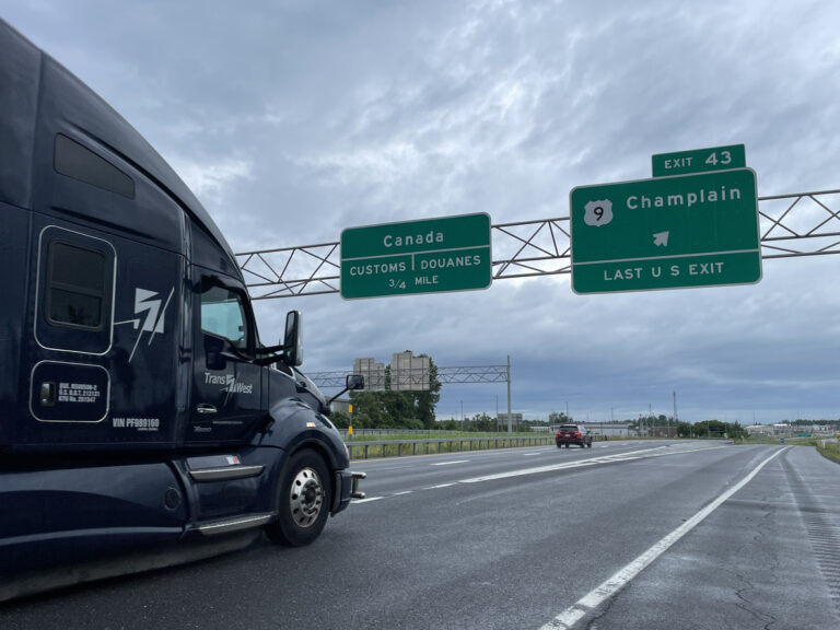 North American transborder freight increased 19.4% in April 2026 from April 2025