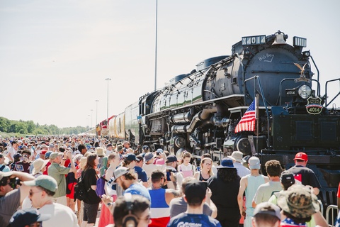 Union Pacific, Norfolk Southern celebrate America’s 250th with world’s largest steam locomotive