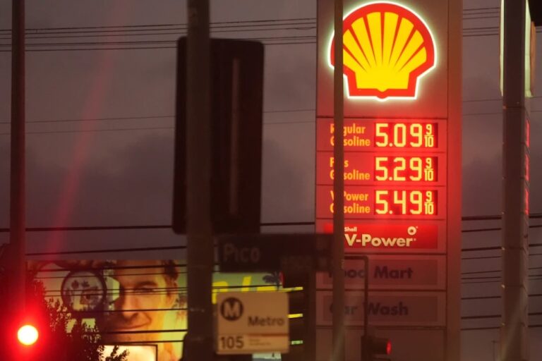 Oil prices yo-yo after unclaimed attacks on Iran