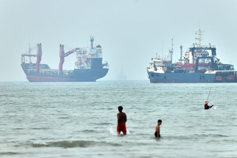 Iran and Oman working on a plan to reopen the Strait of Hormuz, plus other Mideast developments