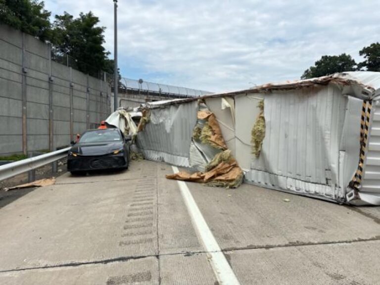 Trucker cited after rollover on New York Thruway