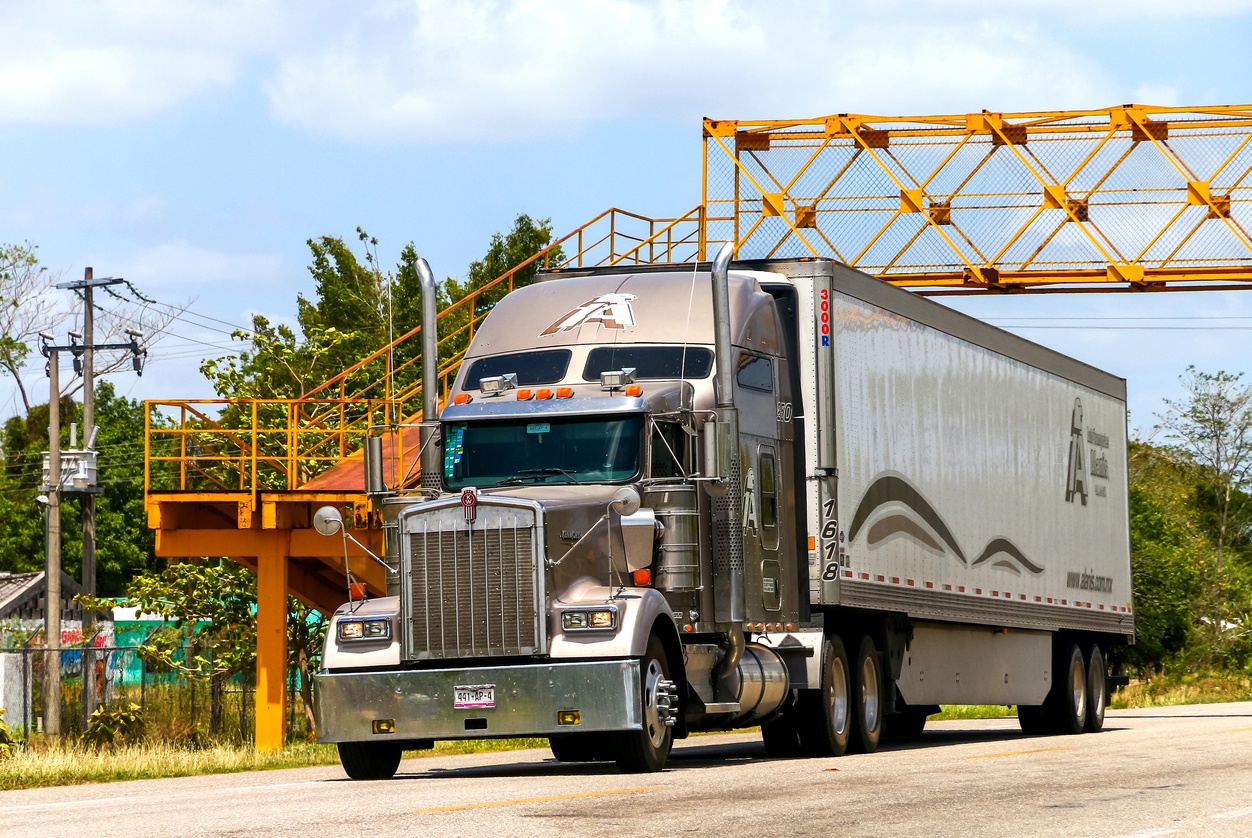 DAT: Diesel price spike masks spot linehaul rate decline - TheTrucker.com